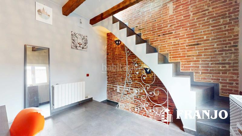 Foto 4917bc8e-3b6c-4e67-bd56-b67e4c2899f7. Semi detached house with heating parking in Creu de Barberà Sabadell