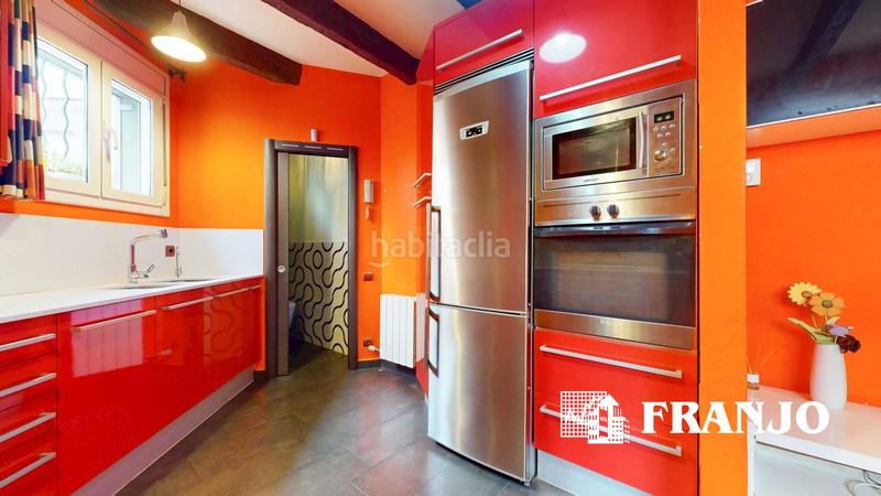 Foto 6904674f-f819-415a-bcd0-13ebf91320ff. Semi detached house with heating parking in Creu de Barberà Sabadell