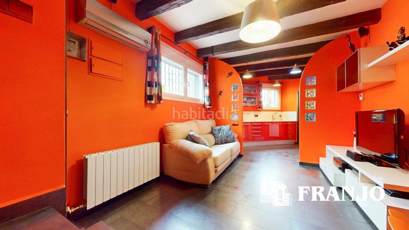 Foto 99275b86-d0bd-466f-8988-37fddb753e71. Semi detached house with heating parking in Creu de Barberà Sabadell