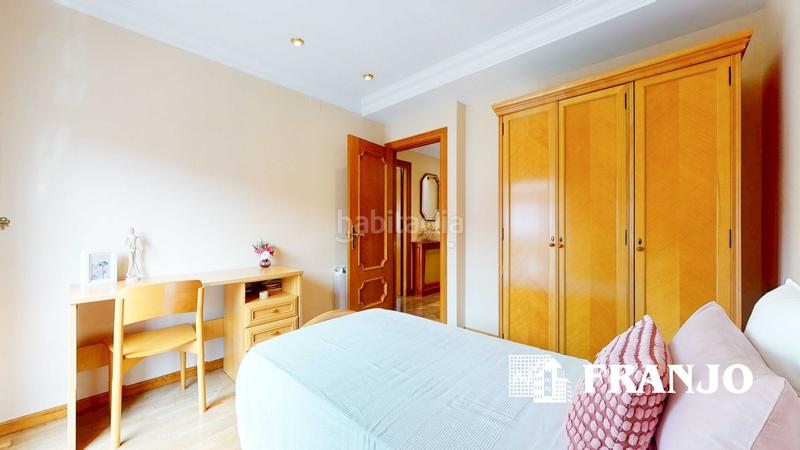 Foto 40f6328d-b4de-445b-80b1-4d38ea93d80e. Lloguer casa adossada amb calefacció aparcament piscina a Barberà del Vallès