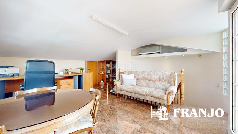 Foto 4a5d9acd-1a29-436d-8f09-42911f2719af. Lloguer casa adossada amb calefacció aparcament piscina a Barberà del Vallès