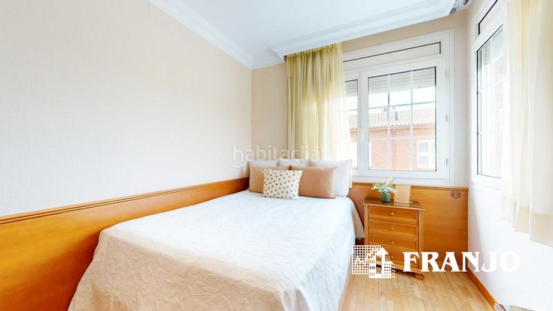 Foto 77fee44e-2997-49c0-985a-15e112e75dd0. Lloguer casa adossada amb calefacció aparcament piscina a Barberà del Vallès