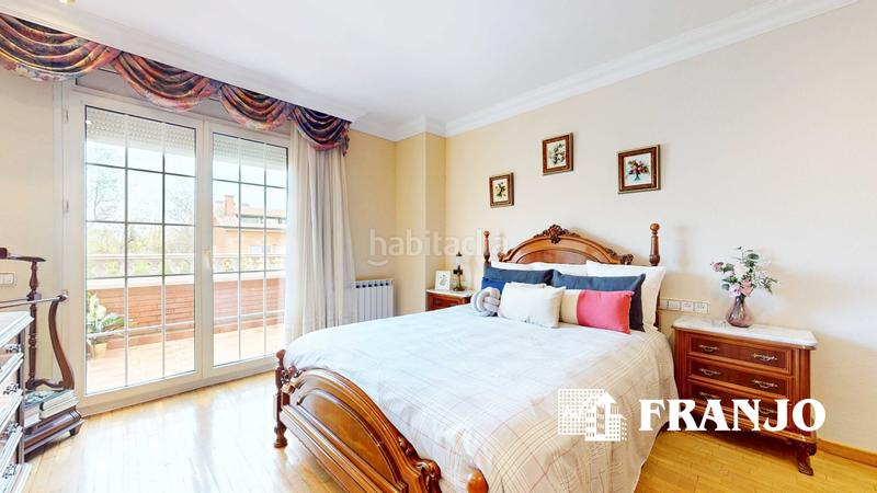 Foto f9875cdc-9092-435c-8c20-26430b08fcfd. Location maison jumelée avec chauffage parking piscine dans Barberà del Vallès