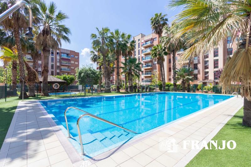 Foto 7e53f4bd-875d-4368-8ed4-a8cb0c6fa3f9. Appartement avec chauffage parking piscine dans Parc d´Europa Barberà del Vallès