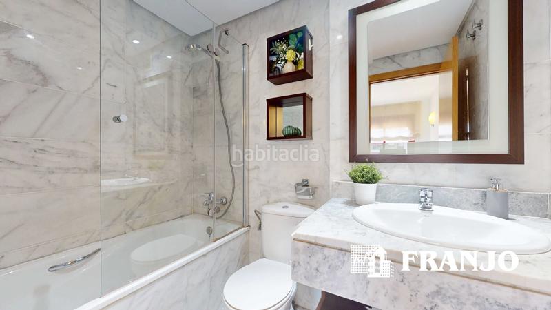 Foto e47b6534-87d6-482d-86a7-67d39ad983be. Appartement avec chauffage parking piscine dans Parc d´Europa Barberà del Vallès