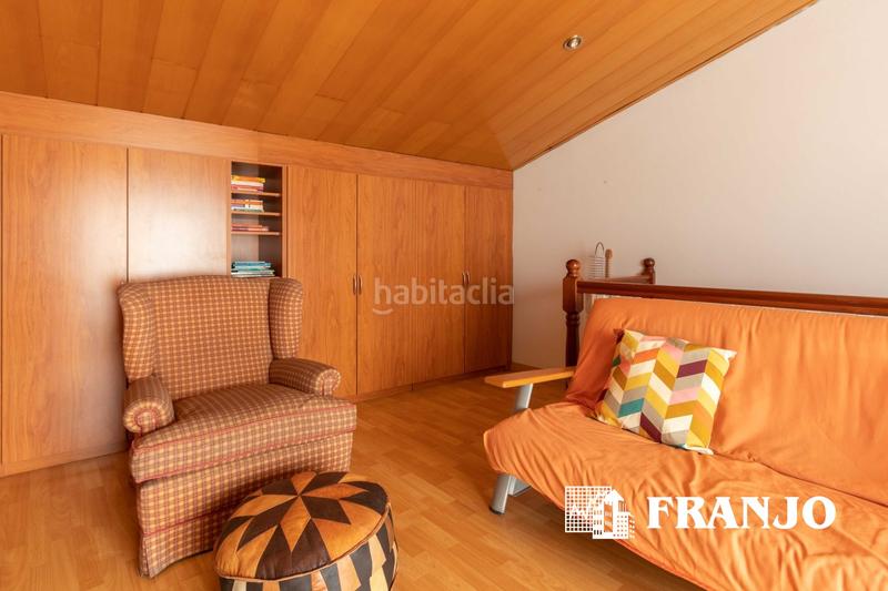 Foto 2c200ea7-f1a9-496e-824f-b30b710fa30c. Casa adossada amb calefacció aparcament a Barri Antic Barberà del Vallès