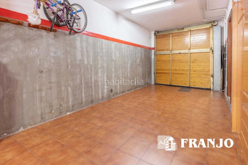 Foto 8ad314df-8a5a-45b6-8097-bea0c960eec6. Casa adossada amb calefacció aparcament a Barri Antic Barberà del Vallès