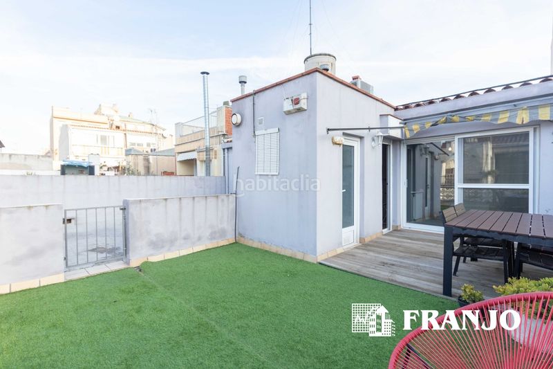 Foto 49c0e781-952f-4f7f-9d49-fa41a6686c87. Casa adossada amb calefacció aparcament a Creu de Barberà Sabadell