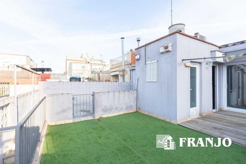Foto b4669899-b93b-4637-b750-9f741306f0d9. Casa adossada amb calefacció aparcament a Creu de Barberà Sabadell