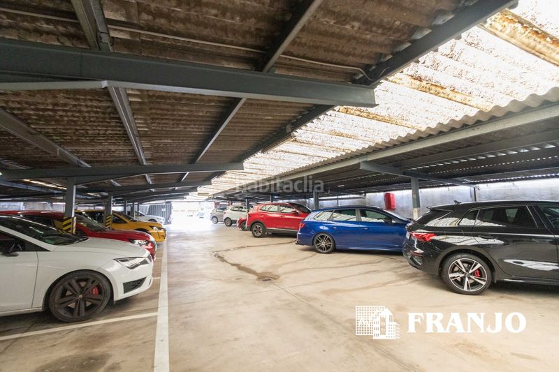 Foto 15cea1e8-4ffe-4665-8e24-864ce831e672. Nave industrial franjo sa vende nave de 550 m2 con 26 plazas arrendadas. rentabilidad del 6,5 anual. ubicada . en Barberà del Vallès