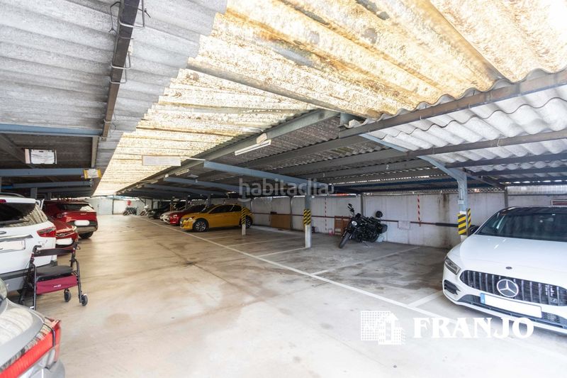 Foto c2d34e32-f01e-40da-84b2-c2056591663b. Nave industrial franjo sa vende nave de 550 m2 con 26 plazas arrendadas. rentabilidad del 6,5 anual. ubicada . en Barberà del Vallès