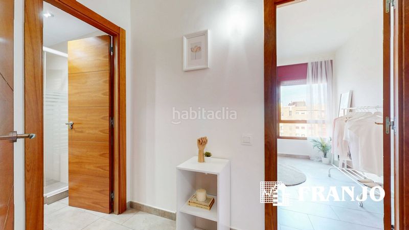 Foto b78e7ad7-aee7-44c6-bba9-d652b1898f9a. Àtic amb calefacció aparcament piscina a Campoamor Sabadell