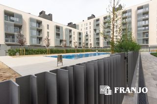 Lloguer Pis a Parc d´Europa. C. r. agente inmobiliario  alquila piso exterior seminuevo  park