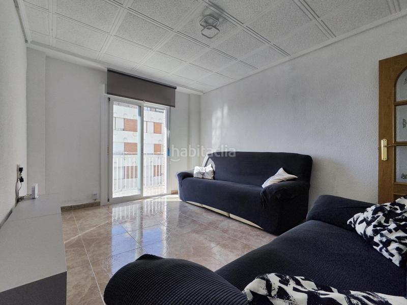 Foto 46a5e6ad-4aac-4930-81f0-6e57b281e07f. Alquiler piso  en alquiler con todas las comodidades!! en Elche / Elx