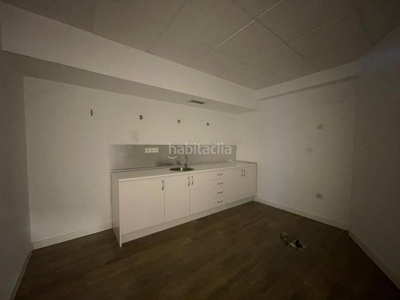 Foto c3ef4c28-0692-4dea-bd72-f3d218c91020. Alquiler local comercial local en Pont Nou - Corazón de Jesús Elche / Elx