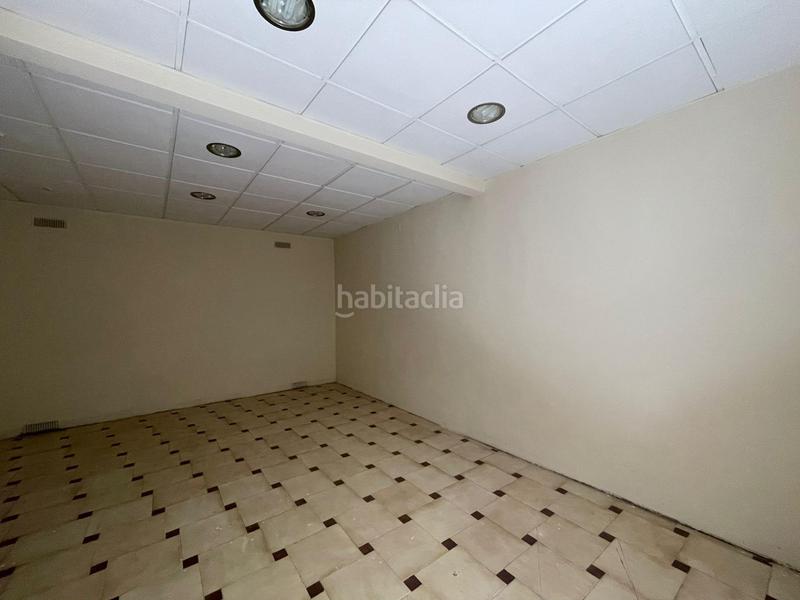 Foto ebcdff4d-9b0a-47cf-b659-32f0e4cac3fc. Alquiler local comercial local en Pont Nou - Corazón de Jesús Elche / Elx