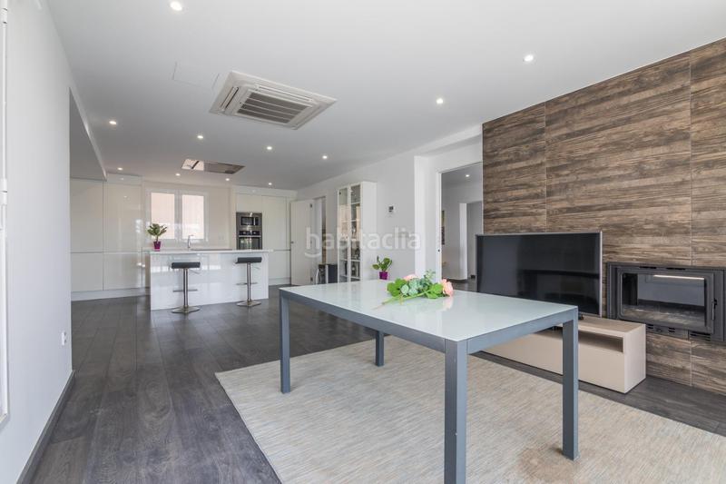 Foto ae400761-b972-4fd9-9588-1af5de8a3b08. Chalet mit parking pool in calas Santa Pola este Santa Pola