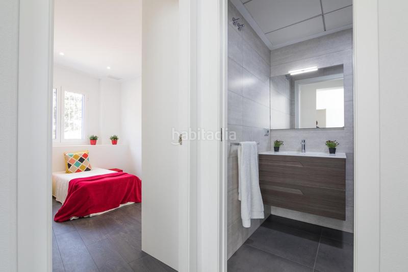 Foto beb5e8a1-fec5-4288-a3a1-53f3c91761f1. Chalet mit parking pool in calas Santa Pola este Santa Pola