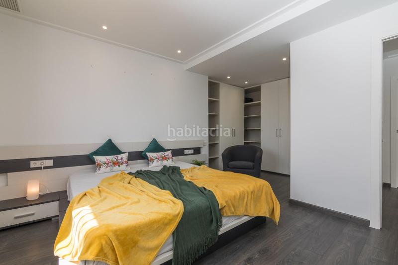 Foto da3cf5f7-8161-4c77-bf5b-a70c865dbbd5. Chalet mit parking pool in calas Santa Pola este Santa Pola