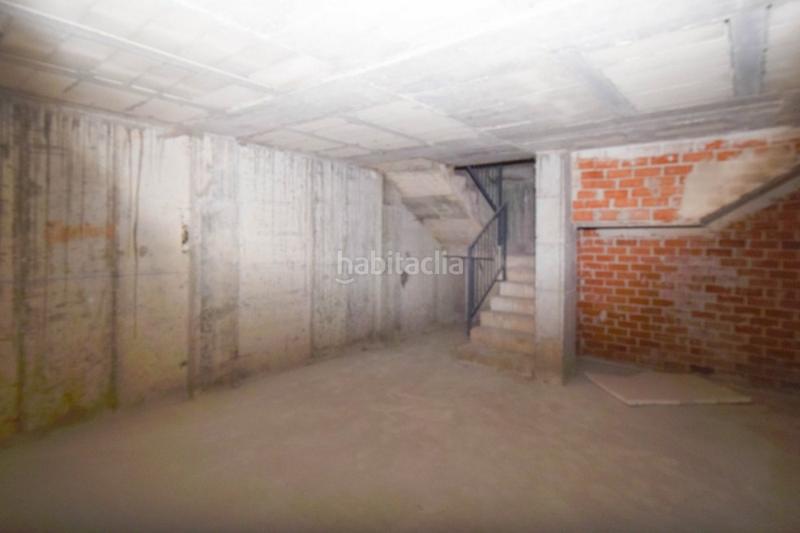 Foto 3d048218-5dc3-47e5-808a-e2ce39b427ee. Lloguer local comercial a Reina Victoria - Miguel Hernández Elche / Elx