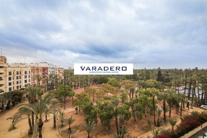 Foto 2a793fc5-7576-4211-b53d-a5042264a92b. Piso mirando al mar de palmeras en El Raval - Portes Encarnades Elche / Elx