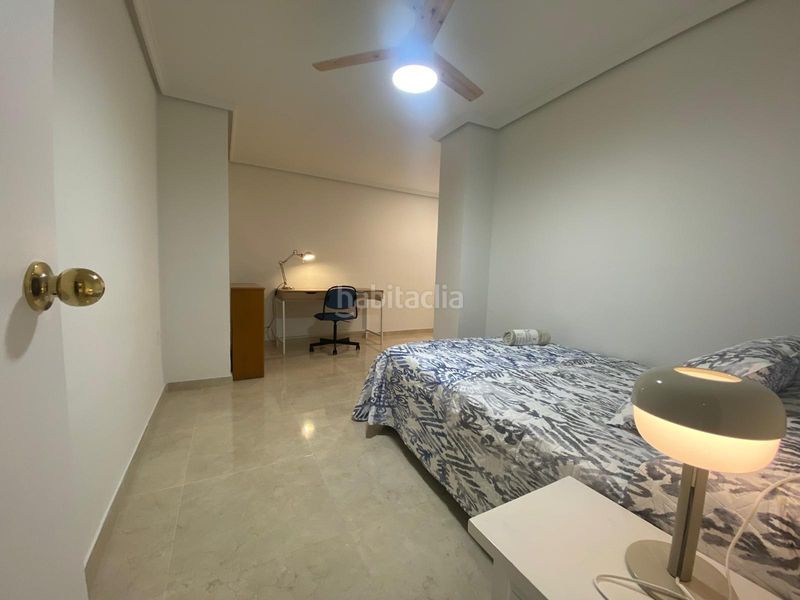 Foto c1c0dab1-a43f-4154-9610-e900e2270f7a. Rent flat in Centro Elche / Elx