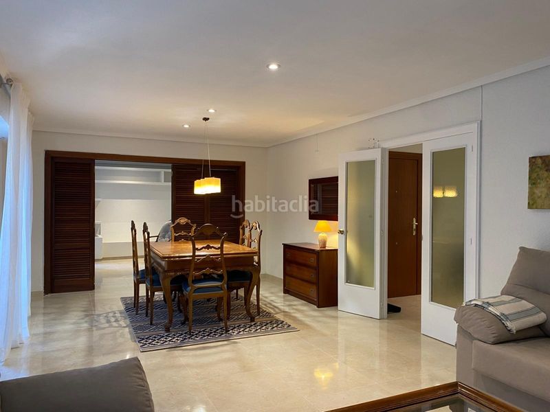Foto dcf44998-e465-424c-814c-9359b757a421. Rent flat in Centro Elche / Elx