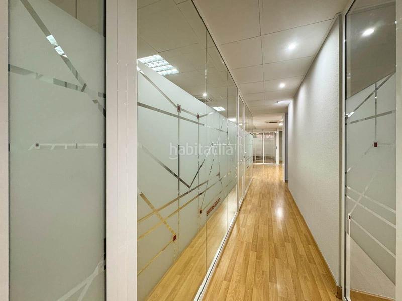 Foto 1c9cfb5f-7e50-445d-9068-f78cebd86d07. Pas-de-porte bureau avec chauffage dans Centro Elche / Elx