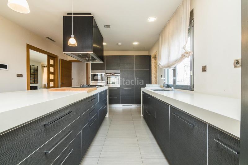 Foto ec77051c-0072-4265-ad90-662771320d43. Chalet exclusivo chalet en Torrellano espacio, diseño y comodidad en un entorno privilegiado en Elche / Elx