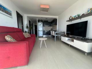 Flat in Avenida de la Armada Española