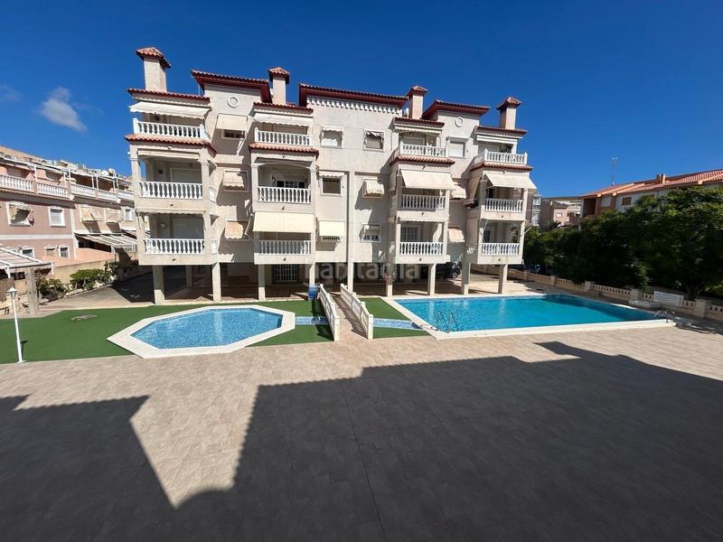 Foto 8ee1365e-07b8-49ff-b694-953b25eab26b. Miete appartement mit parking in Calas Santiago Bernabeu Santa Pola