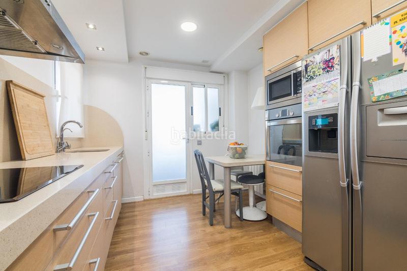 Foto 1e581f3e-0213-4276-b3af-9772980a0be8. Àtic amb calefacció aparcament piscina a Ciutat Universitària Elche / Elx