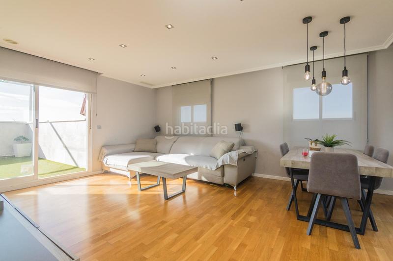 Foto 883e4b63-dcd6-4814-86c6-c3918913bdda. Àtic amb calefacció aparcament piscina a Ciutat Universitària Elche / Elx