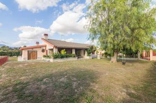 Chalet  Cachap, el. Tu refugio mediterráneo entre la naturaleza y la calma