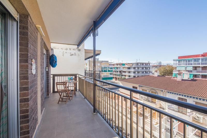 Foto cd451b1c-8651-4ed6-87bc-9ab25aa2a622. Appartamento con parcheggio in Gran Playa Santa Pola