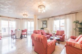 Pis  Ruperto chapi. Espectacular piso en séptima planta, todo exterior, en pleno cor