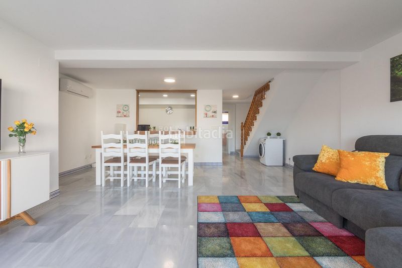 Foto 13e772c8-d2fa-41f4-9ce4-4abd1ffb7023. Casa amb calefacció aparcament a calas Santa Pola este Santa Pola