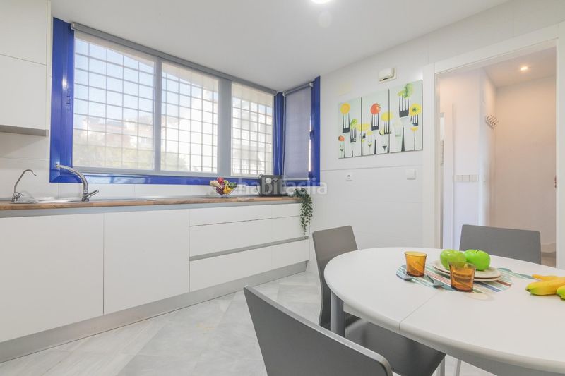 Foto c0eb59df-07bc-4204-b81a-4fd8df296e89. Casa amb calefacció aparcament a calas Santa Pola este Santa Pola