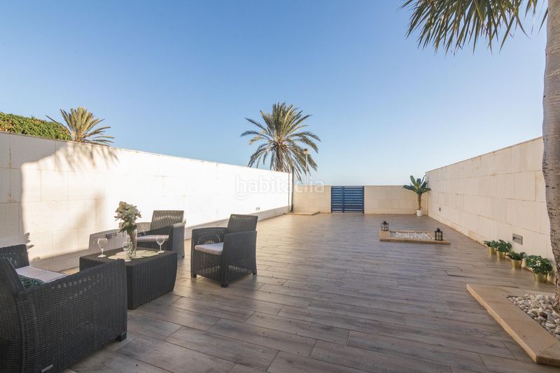 Foto f3d7656e-4db8-46d5-8ef9-32c0d2adf087. Casa amb calefacció aparcament a calas Santa Pola este Santa Pola