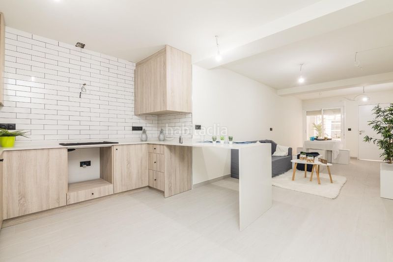 Foto 4613c4ac-fde7-412c-9e81-ba23afddc417. Pis amb aparcament a Plaza Crevillente - Antiguos Juzgados - El Asilo Elche / Elx