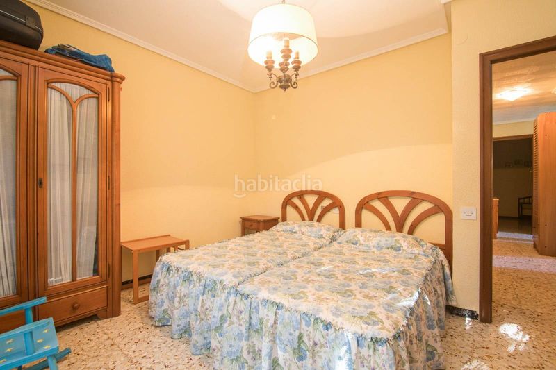 Foto d8dc723b-5f28-48ef-a40c-4123ae63134f. Xalet amb aparcament piscina a Las Bayas Elche / Elx