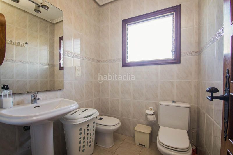 Foto df6ae9fd-80db-4a0f-8d9c-3e68d4c6f94f. Xalet amb aparcament piscina a Las Bayas Elche / Elx
