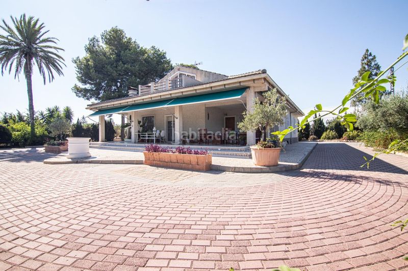 Foto 4c42209c-d973-49e5-8027-8a64ceb03b28. Xalet amb aparcament piscina a Jubalcoi Elche / Elx