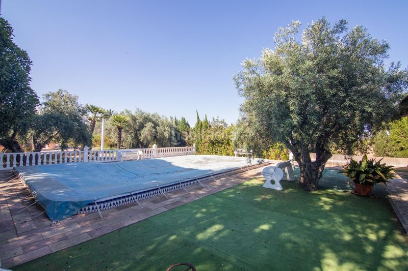 Foto a888a407-f6d7-4e29-8754-abefc19be5c2. Xalet amb aparcament piscina a Jubalcoi Elche / Elx