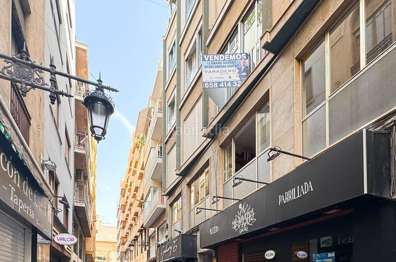 Foto 1c1702a9-ed8c-4aad-9e3d-8d54bc11a16d. Piso en calle pere ibarra 6 el lienzo de tus sueños en el corazón de elche 150m2 junto a la plaza de la merced en Elche / Elx