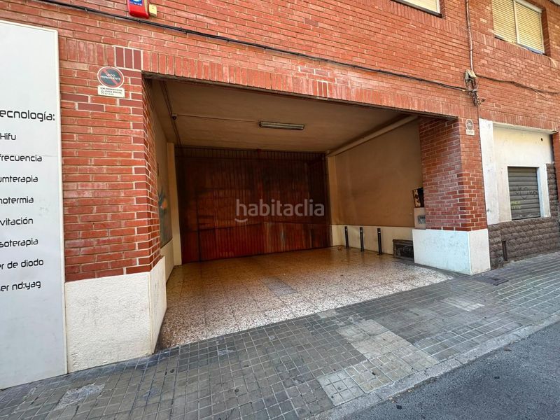 Foto 257843a6-dfce-4ae4-ba33-4961c12b9d76. Aparcament cotxe a Centro Elche / Elx
