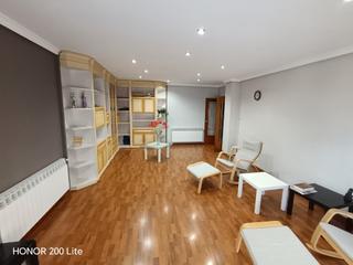 Pis en Pueblo. Quieres un piso para entrar a vivir amplio y en excelentes condi