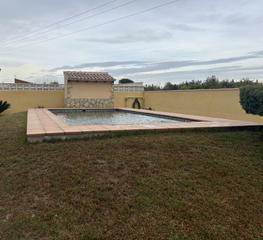 Xalet en Pueblo. Hermoso chalet partida san gregorio.