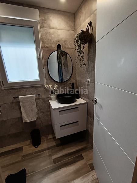 Foto ca1c80ef-7f48-4ca0-857f-0f815eb8f841. Casa ha bajado el precio 10.000 €!!!¡para entrar a vivir! casa totalmente reformada con barbacoa y dos terraza en Benicarló