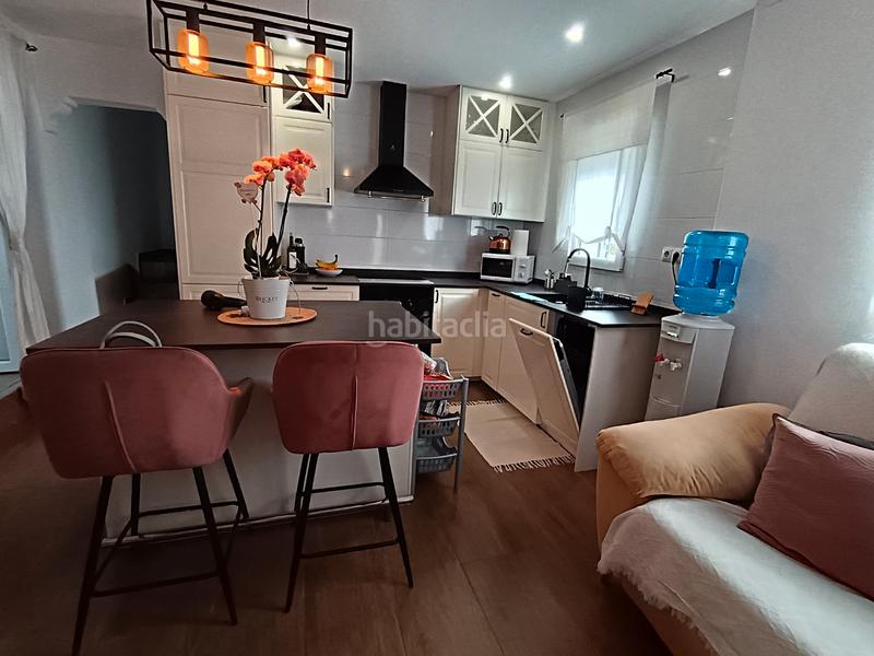 Foto e8ae3c57-54b6-4352-a94e-0f4b45357362. Casa ha bajado el precio 10.000 €!!!¡para entrar a vivir! casa totalmente reformada con barbacoa y dos terraza en Benicarló